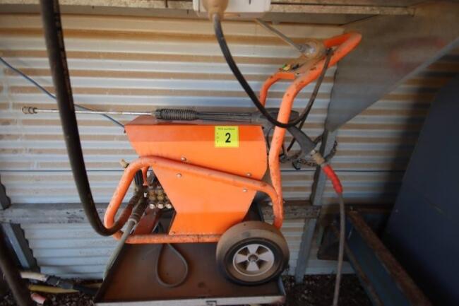 Lot 2   B