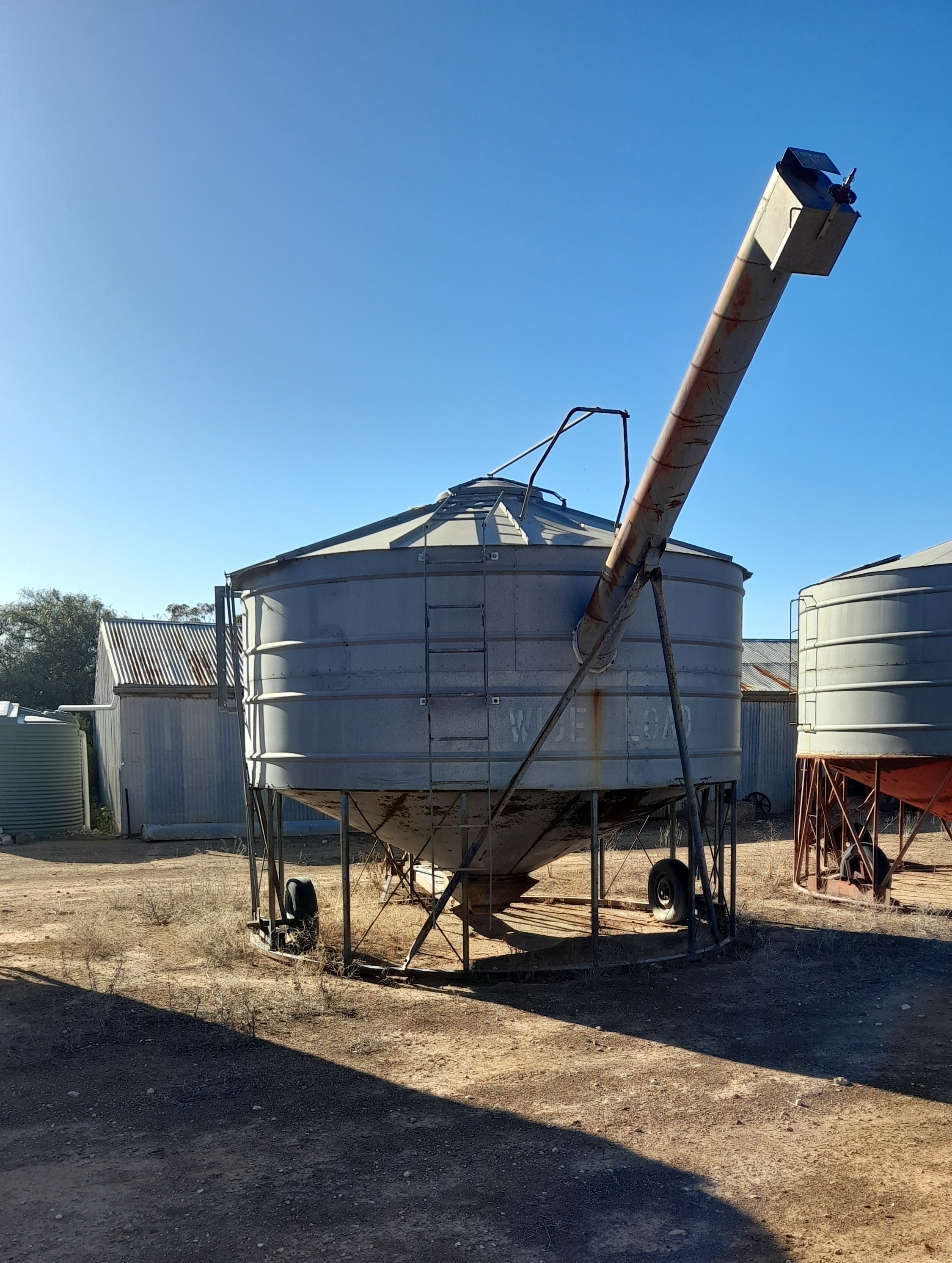 5 Auger Field Bin Vogt 400bag 20230923 081045